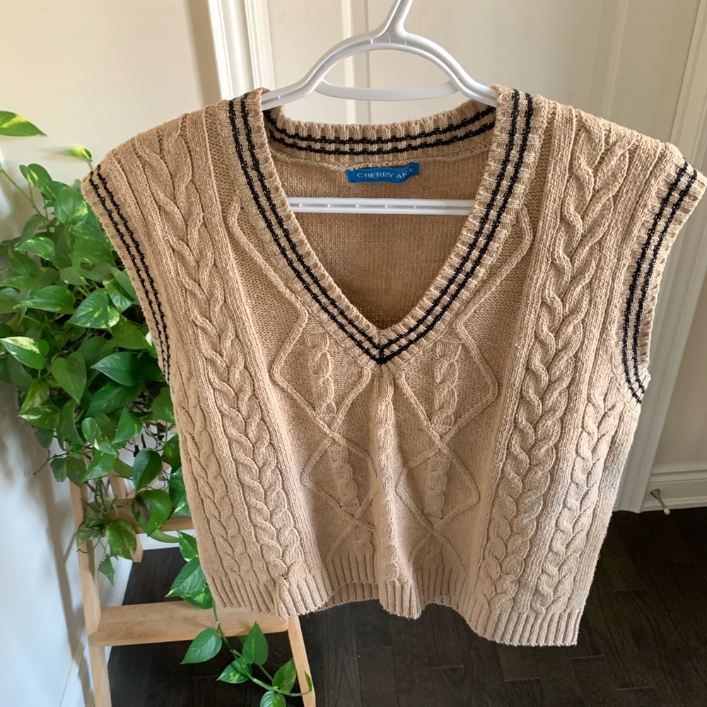 Coffee colour sweater vest